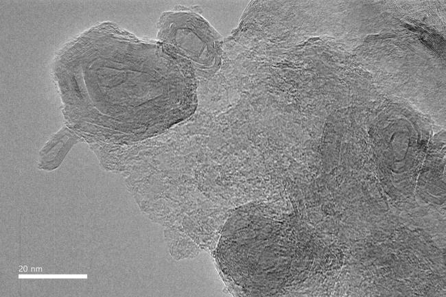 Toroidal graphene particles